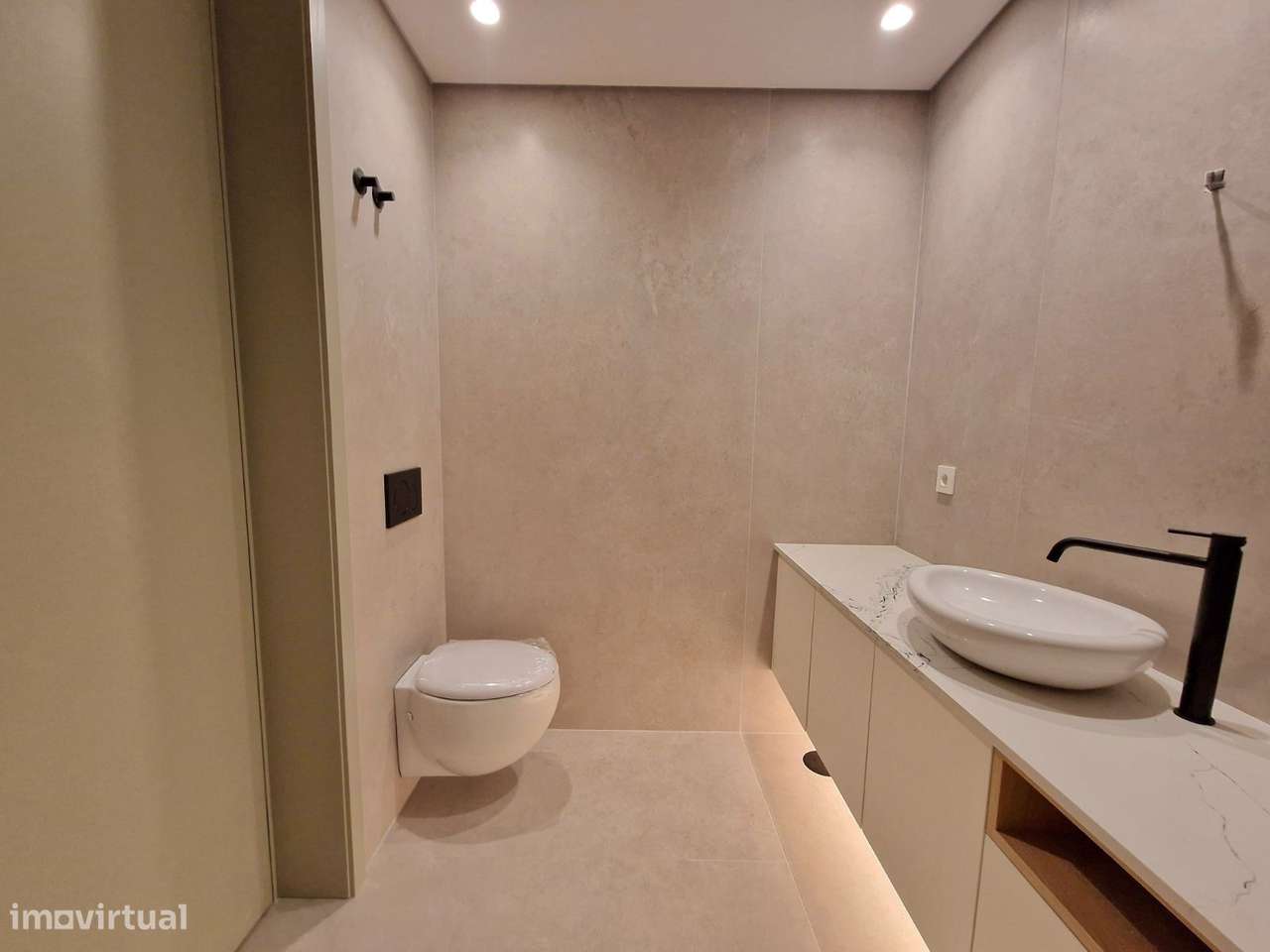 Apartamento T3 com Vista Mar na Foz do Porto-7