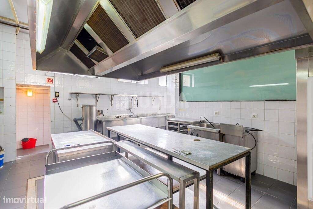 Espaço Comercial Premium com 715 m2 no Centro de Aveiro-19