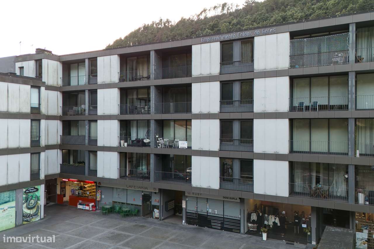 Apartamento T2 como novo no centro da Vila do Gerês - Grande imagem: 4/29