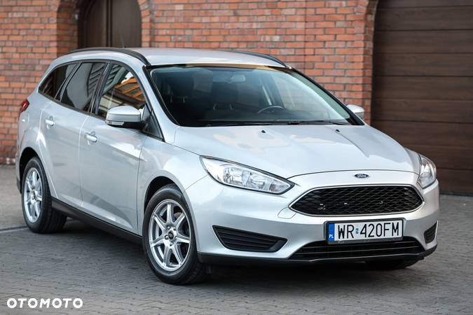 Ford Focus 1.6 SYNC Edition - 1