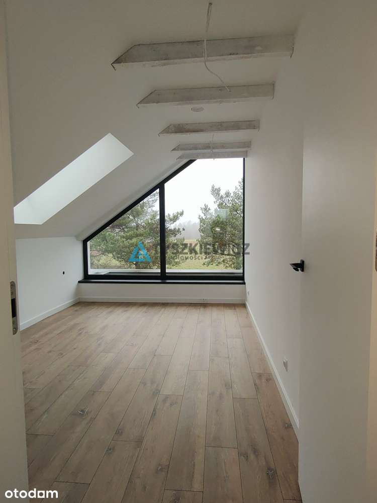 Nowy funkcjonalny dom w sercu Kaszub-6