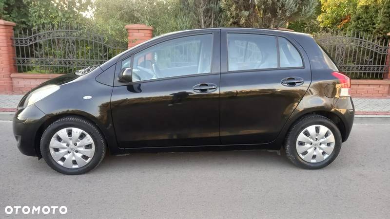 Toyota Yaris 1.33 VVT-i Life - 17