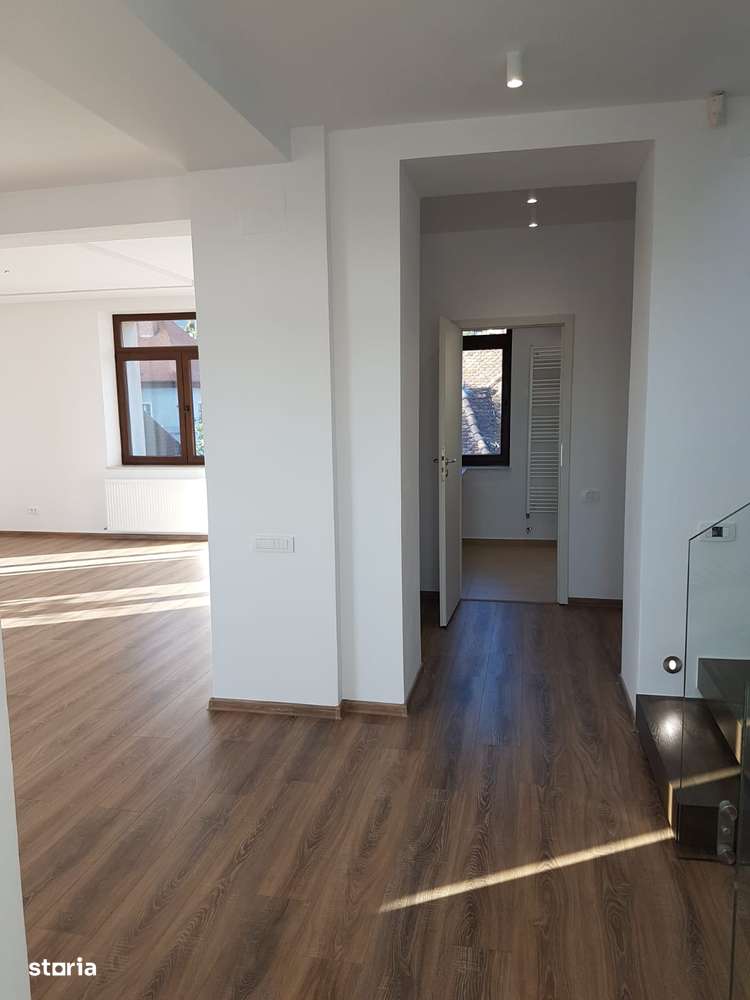 Spatiu zona Iuliu Maniu, E+M, pretabil birouri, suprafata de 160 mp! - Imagine principală: 5/17