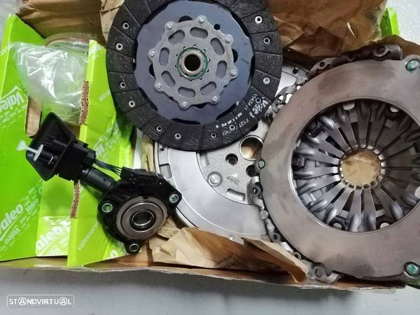 Kit embraiagem Peugeot 208 , 508 e Citroen C4 II 1.6 Hdi NOVO Valeo - 1