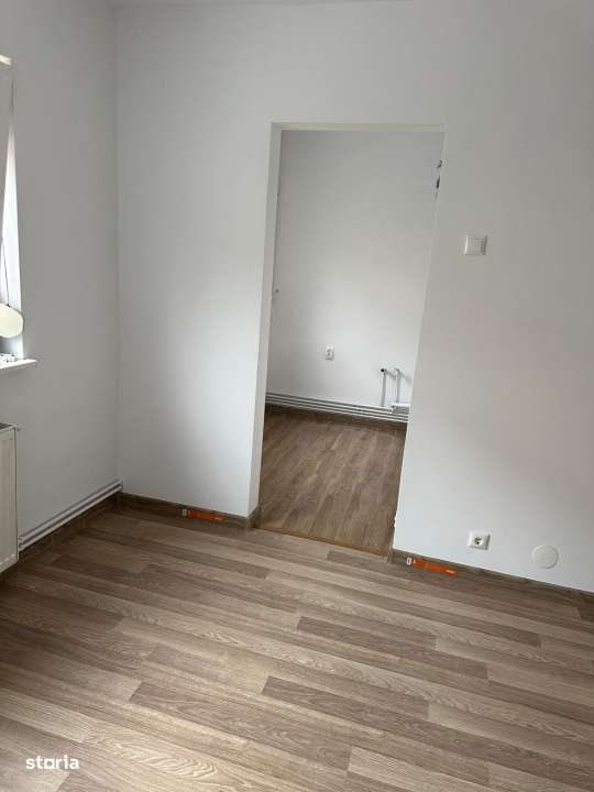 Garsoniera 30 mp, zona Parcului Sub Arini, Sibiu - Imagine principală: 3/7