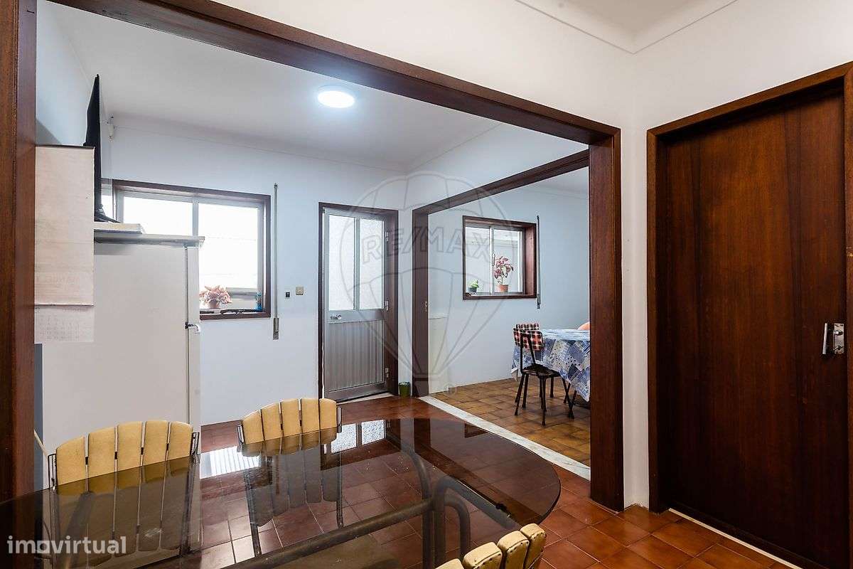 Moradia T2 para venda - Grande imagem: 2/29