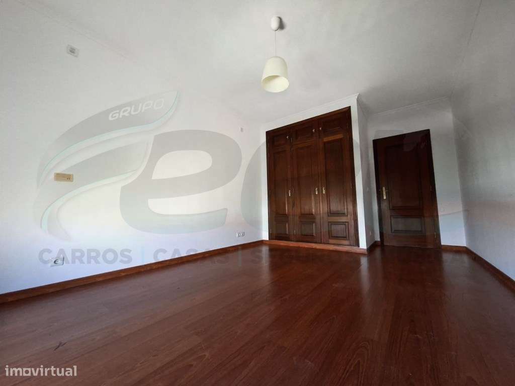 Apartamento T4 Almeirim-13