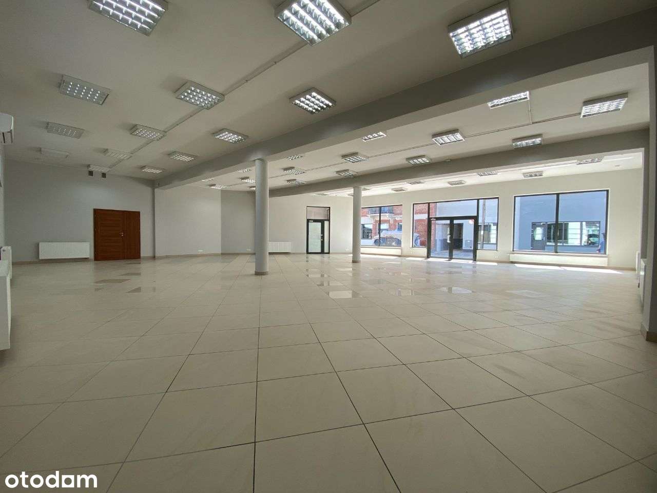 Lokal do wynajęcia 240 m2, parter, TOP lokalizacja - Pełny obrazek: 2/13