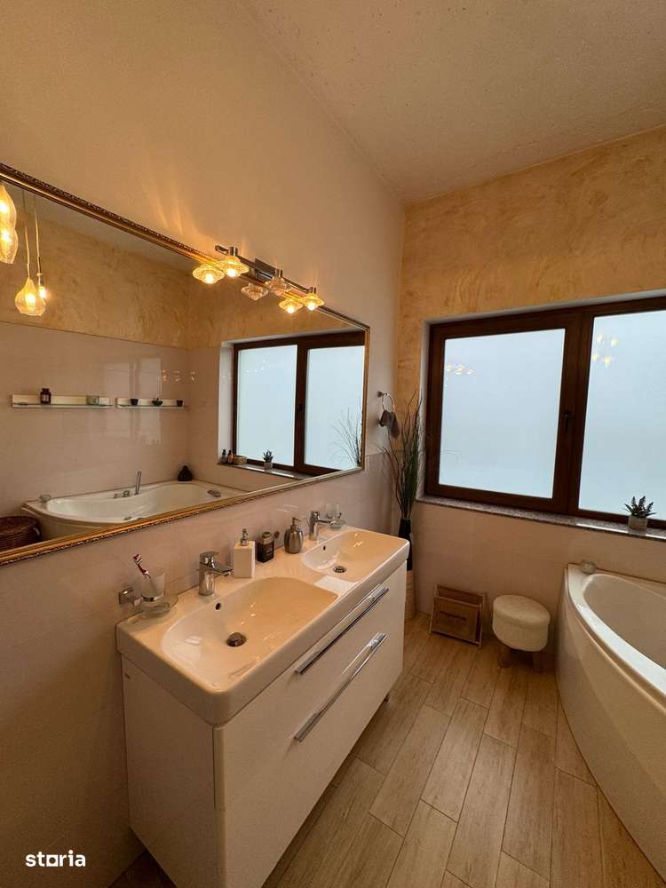 Penthouse cu terasa 50mp- Universitate-8