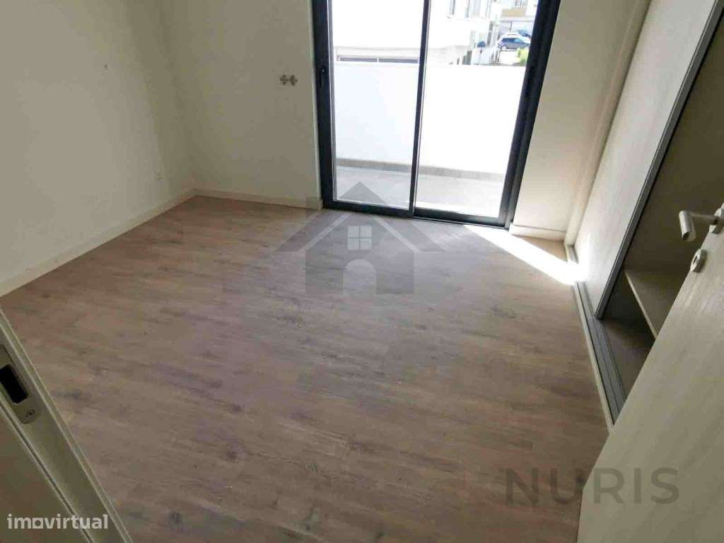 Apartamento T4 para Venda em Portimão-8