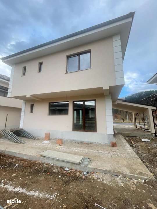 Case individuale 4 camere, 110 mp, 400 teren, Luna de Sus - Imagine principală: 4/14