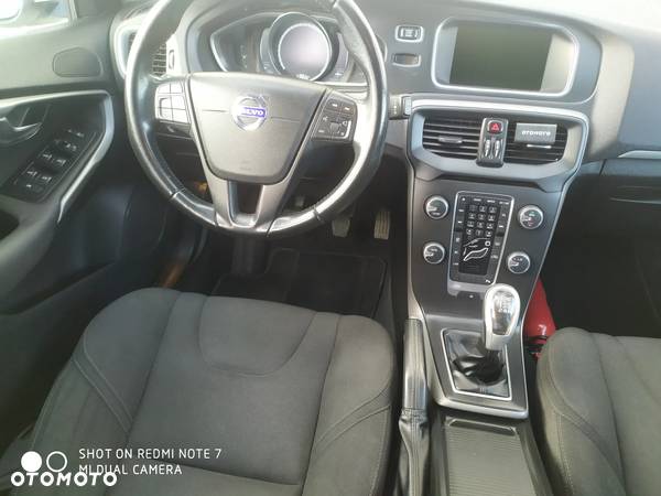 Volvo V40 CC D2 Summum - 13