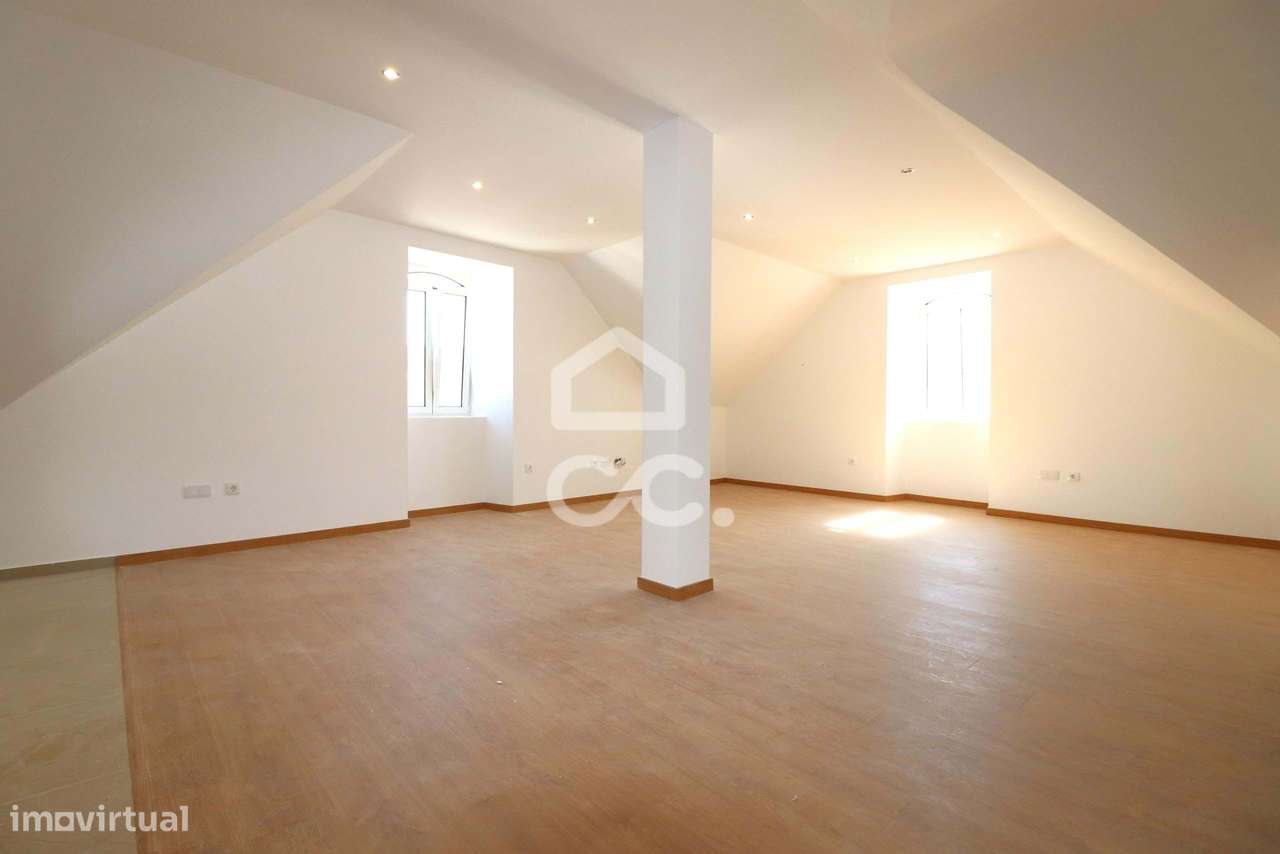 Apartamento T0 novo para arrendamento, no centro da Vila do Avelar. - Grande imagem: 2/15