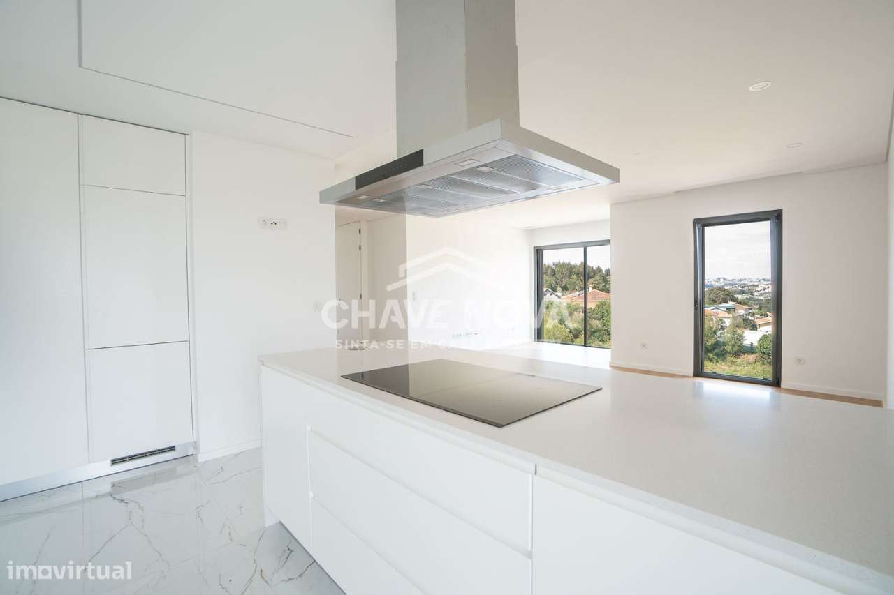 Apartamento T2 Novo c/ Varanda e Lugar de Garagem em Avintes - Grande imagem: 5/19