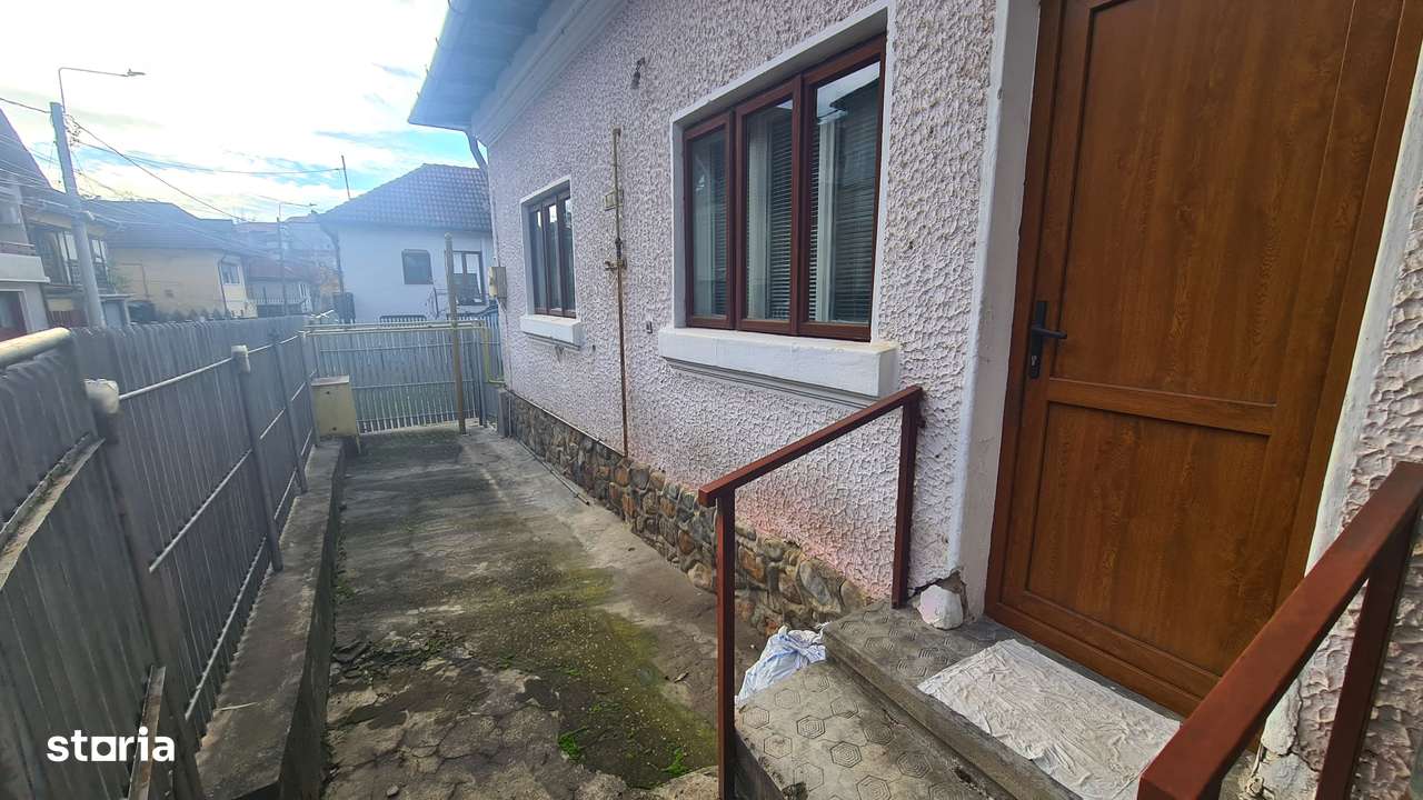 Apartament cu 2 camere de vânzare în Curtea de Argeș.-12