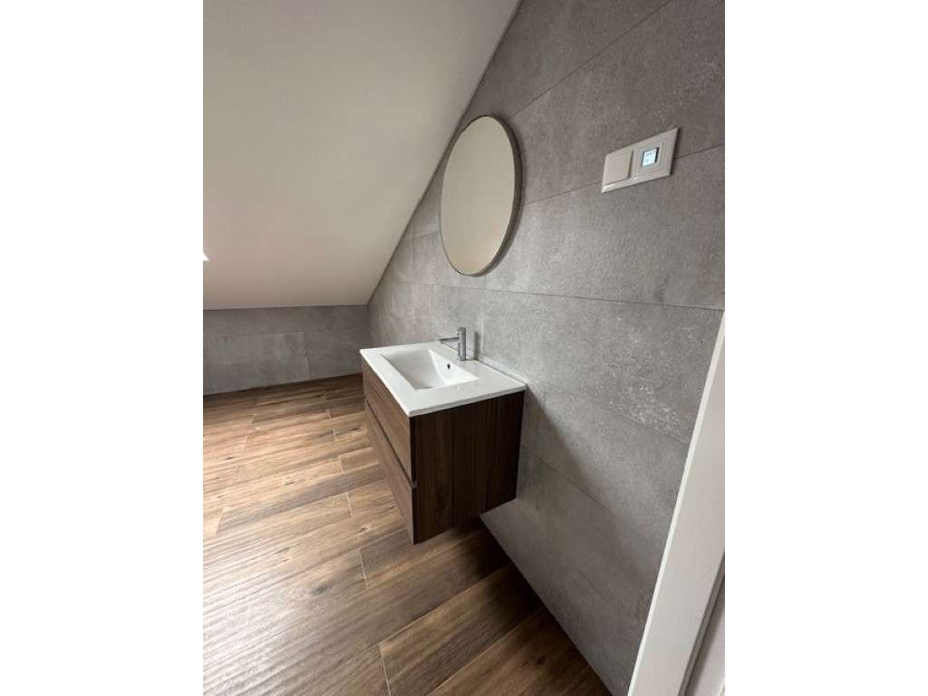 ALCOCHETE - T4 - DUPLEX DE LUXO - C/ TERRAÇO E GARAGEM/2 LUG.-12