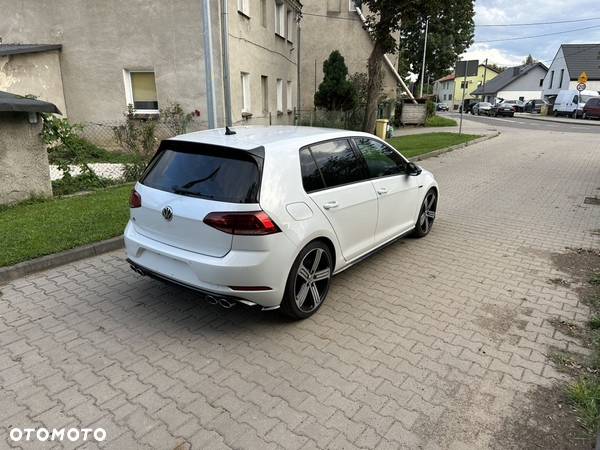 Volkswagen Golf - 12