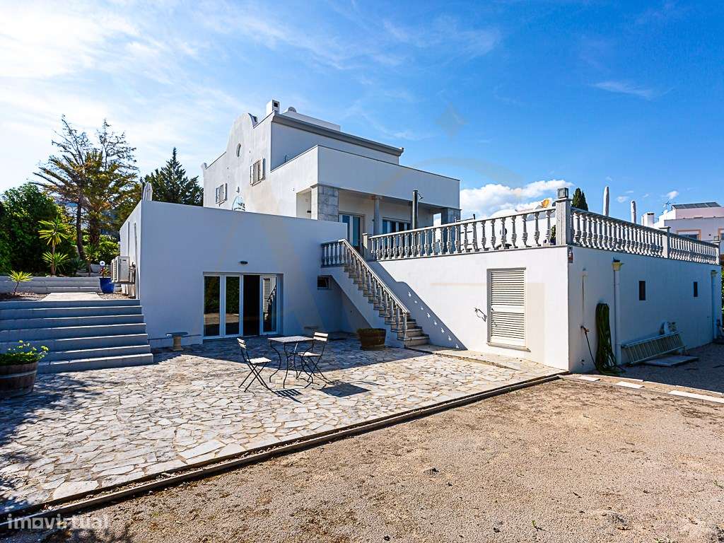 Moradia Exclusiva T4 com Vista Mar e Cidade em Tavira-43