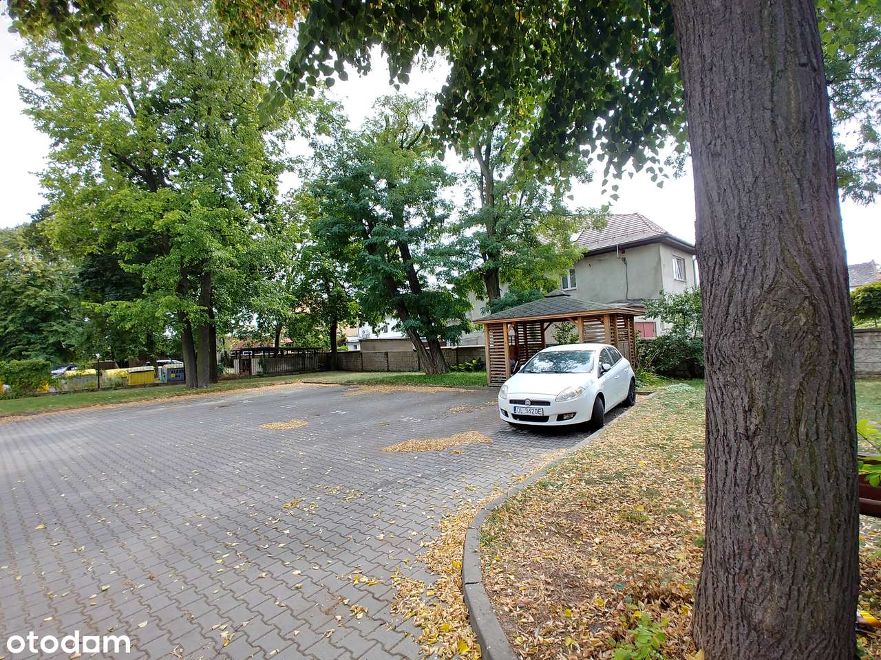 Mieszkanie 2 pokoje , teren zamknięty , atrakcyjna cena-17