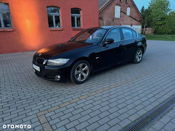 BMW Seria 3 320d Efficient Dynamics - 6