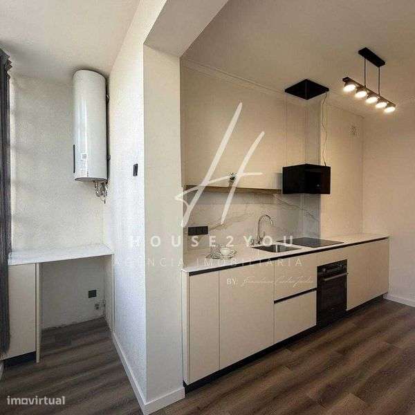 Apartamento T1, Linha de Sintra - Grande imagem: 4/12