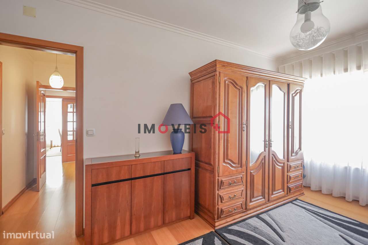 Apartamento T3 com Suíte, Garagem Fechada e Lugar de Garagem – Mari...-19