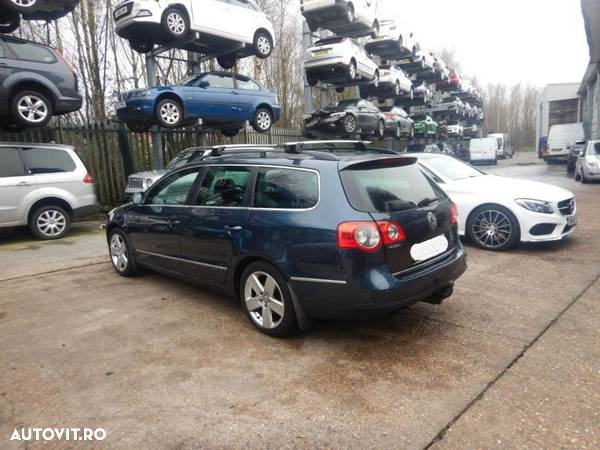 Aripa stanga spate Volkswagen Passat B6 2007 BREAK 2.0 TDI BKP - 4