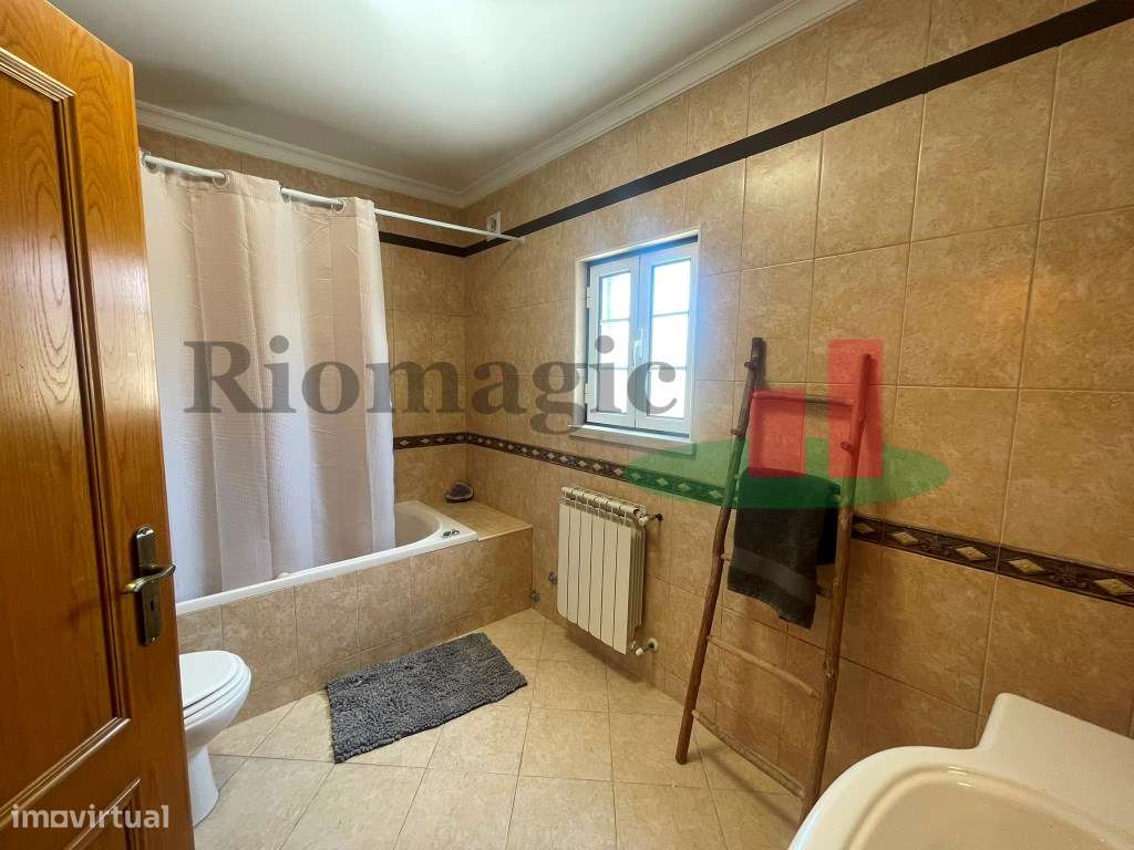 Moradia T5 com Logradouro, Terraço e Anexo em Correias - Outeiro da...-16