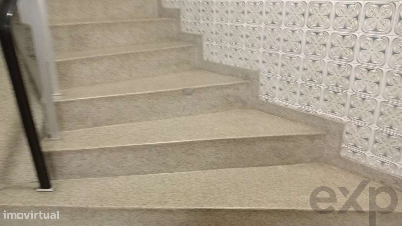 INVESTIDORES - T2 à AREOSA - Grande imagem: 4/21