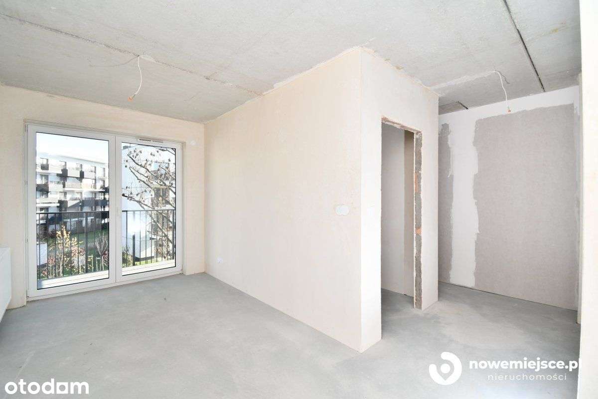 47 m2 | 3 pokoje, balkon- bezpośrednio-2