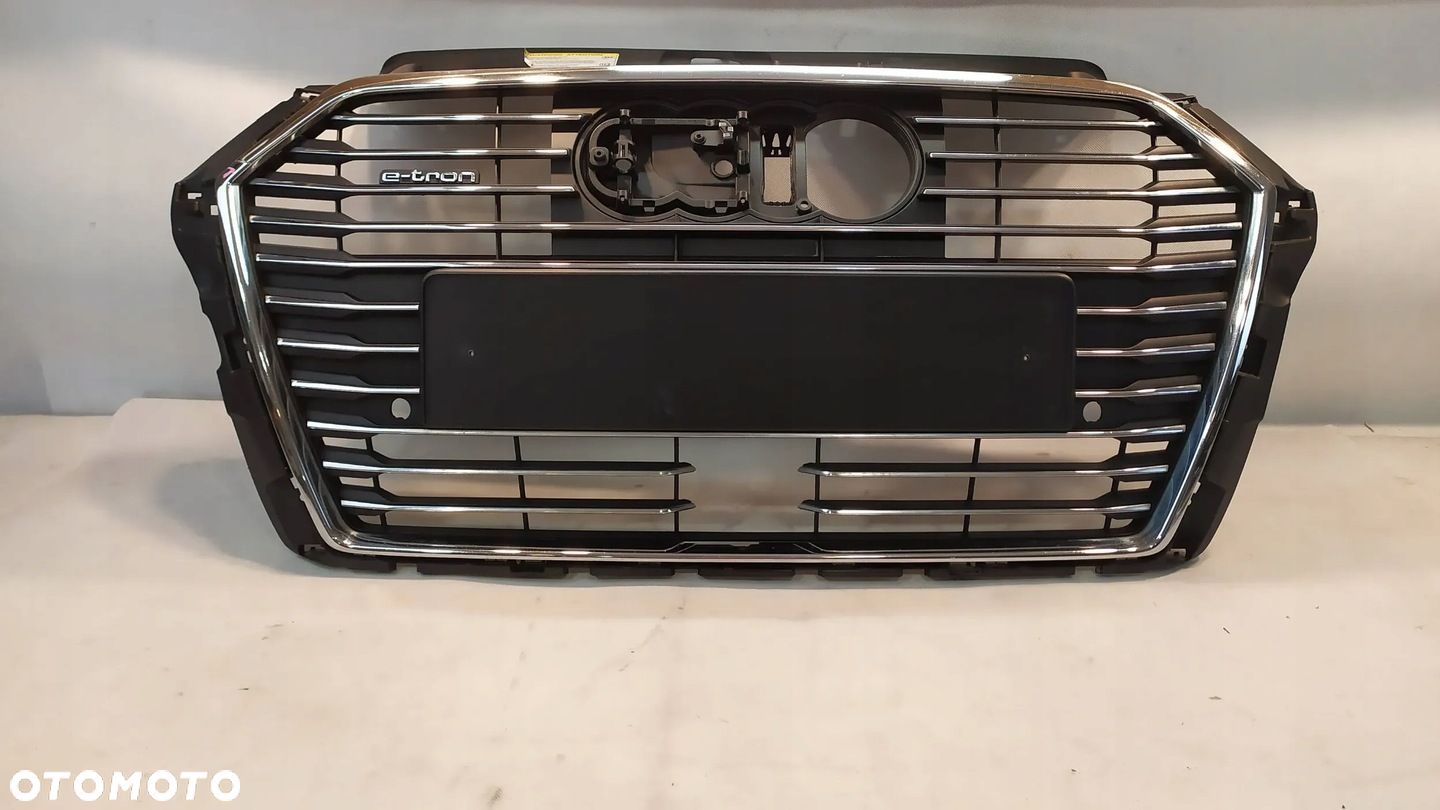 GRILL ATRAPA CHŁODNICY AUDI A3 8V4 E-TRON - 1