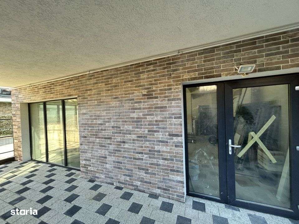 Spatiu comercial semifinisat 62 mp utili plus 20mp terasa Borhanci - Imagine principală: 3/11