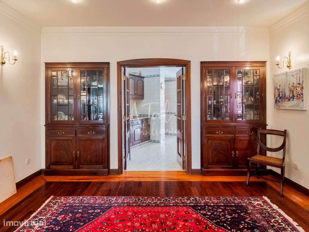 Moradia V6 centro do Montijo-9