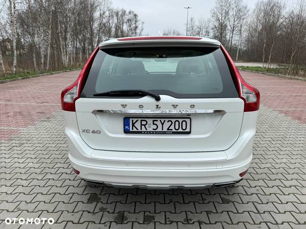 Volvo XC 60 D5 AWD Summum - 5