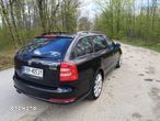 Skoda Octavia Combi 2.0 TDI CR DPF RS - 16