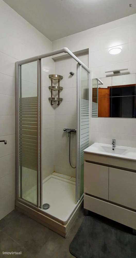 Quarto - localizado em  Coimbra - Grande imagem: 4/10