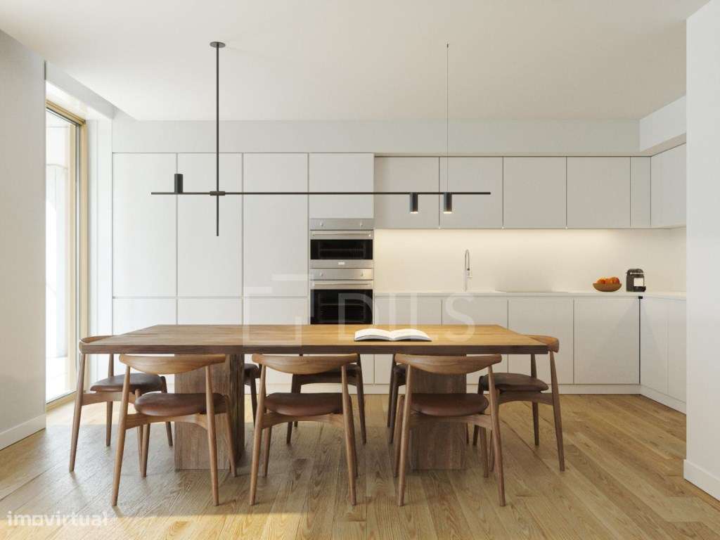 Apartamento T3 com área exterior em pleno centro da cidade do Porto. - Grande imagem: 5/83