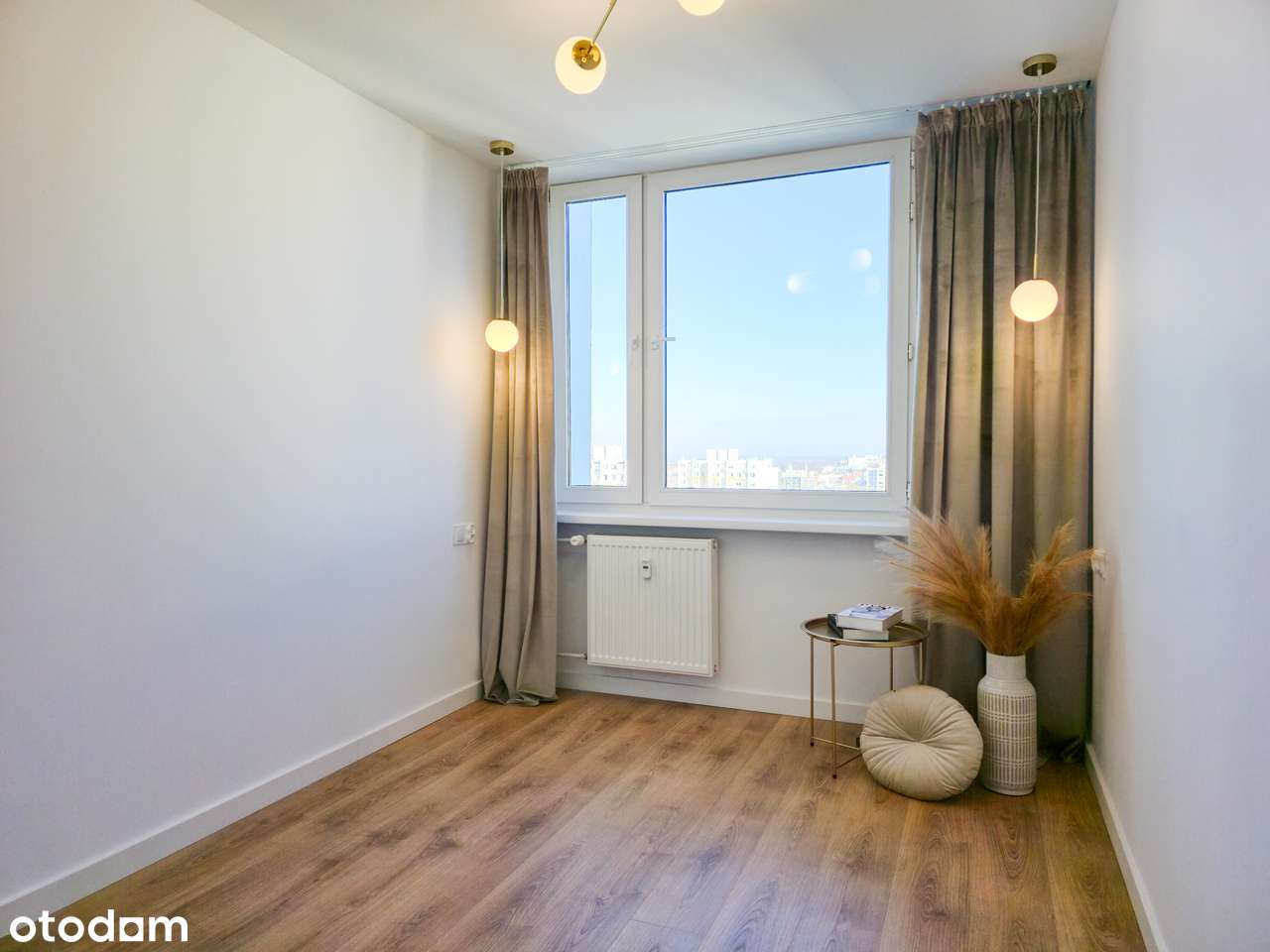 Jasne 4 pokoje blisko centrum - gotowe pod klucz!-8