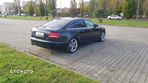 Audi A6 2.4 - 6