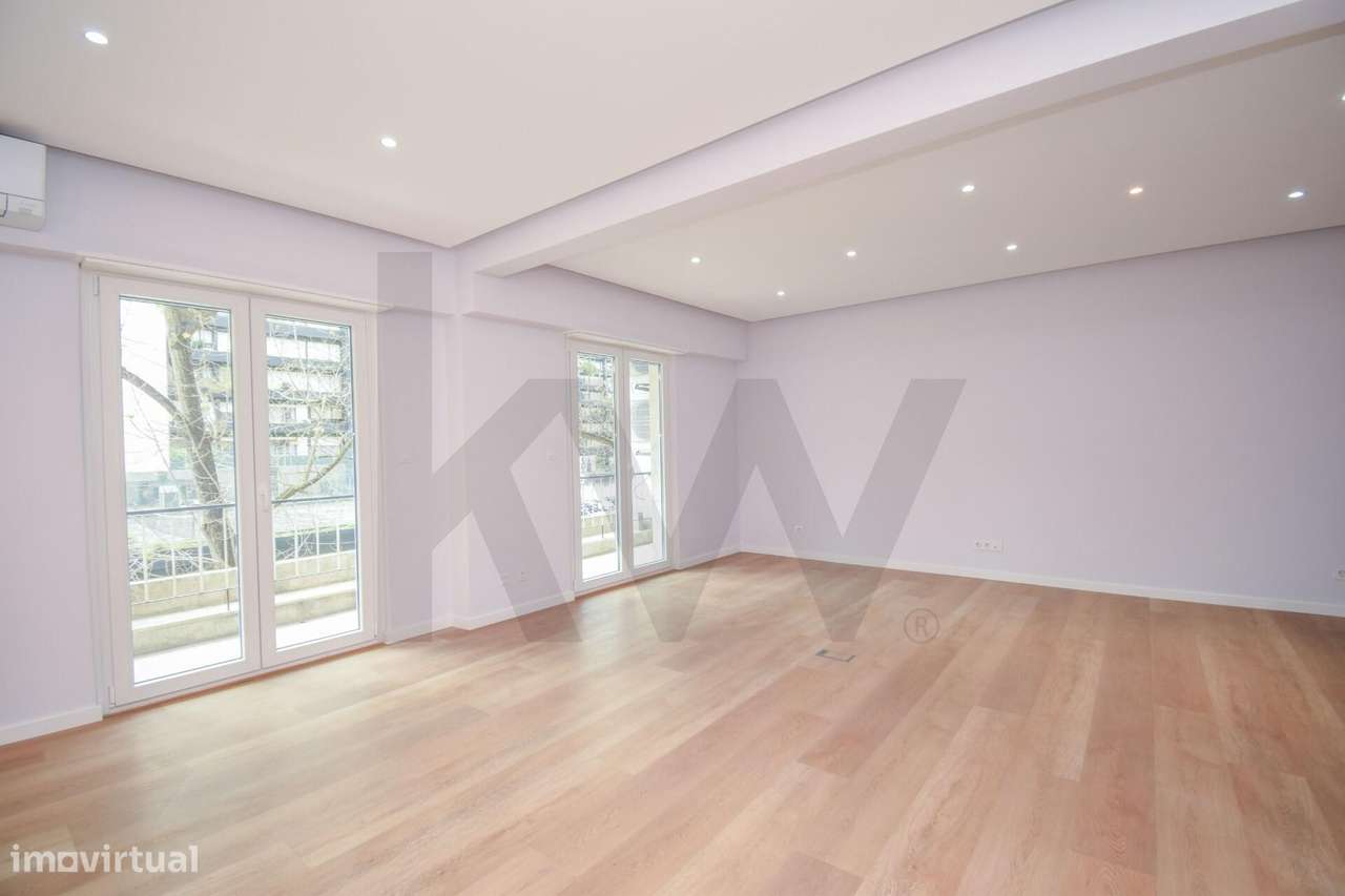 Apartamento T3 | 135m2 | Junto ao Centro Comercial Fonte Nova - Grande imagem: 4/29