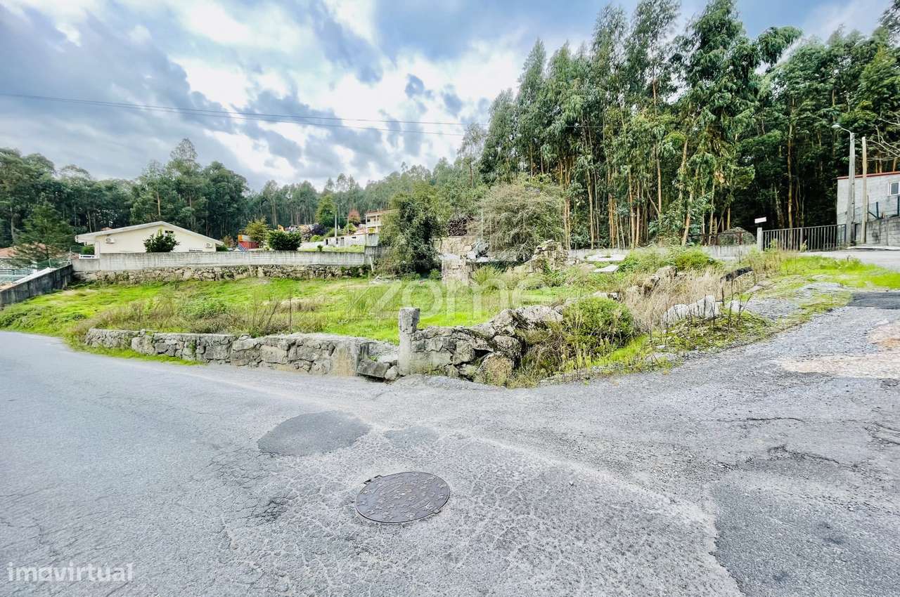 Terreno Urbanizavel com total de 955 m2 - Grande imagem: 3/24