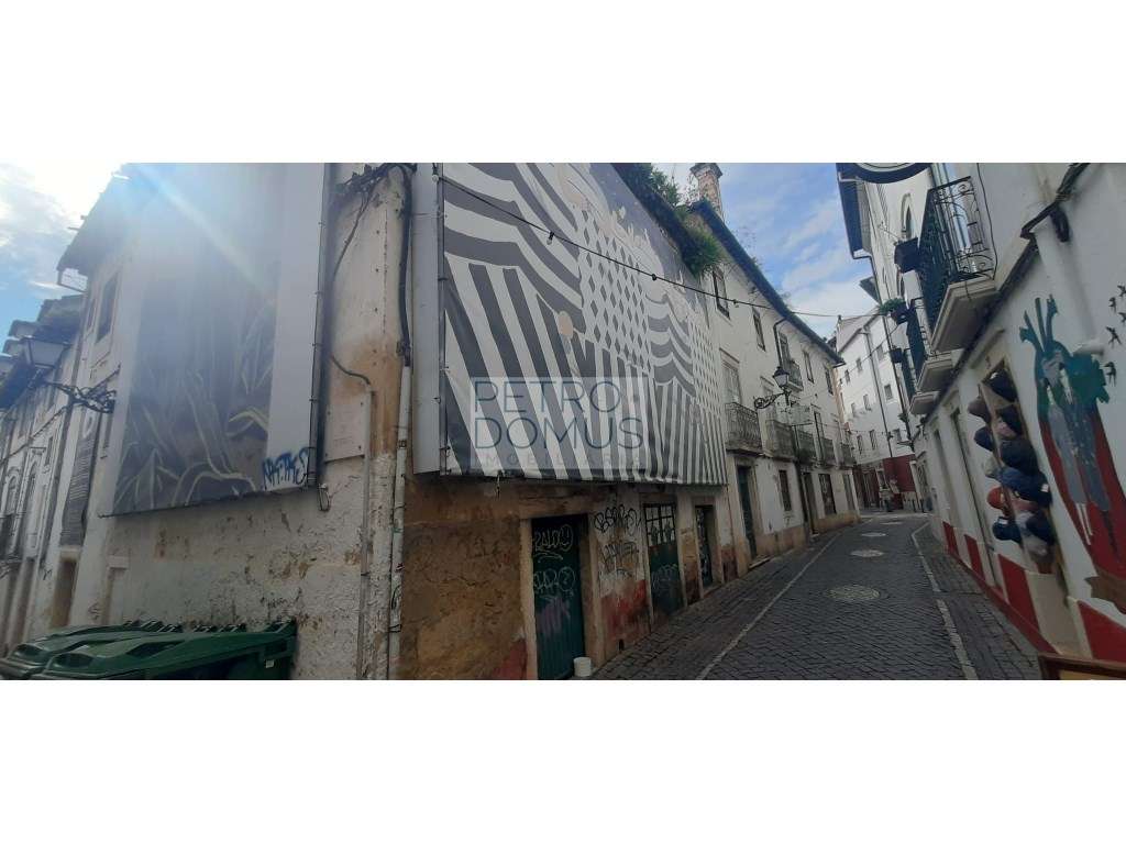 PREDIO COM PROJETO PARA 17 APARTAMENTOS CENTRO LEIRIA - Grande imagem: 4/9