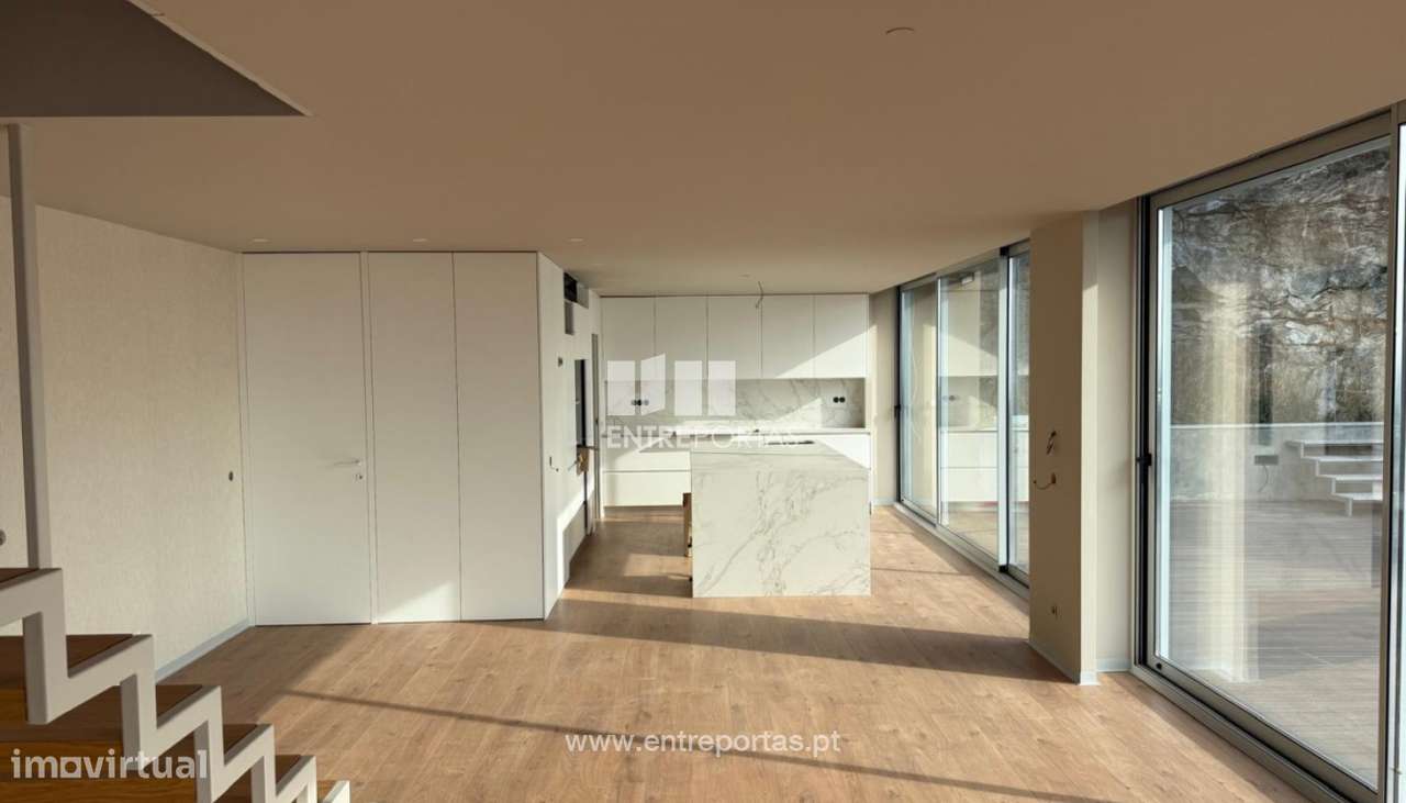 Venda de Moradia V3 com vista mar, Afife, Viana do Castelo - Grande imagem: 1/24