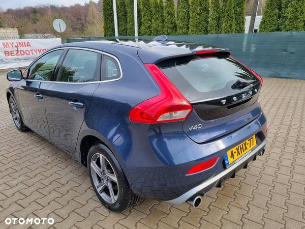 Volvo V40 D4 Drive-E R-Design Momentum - 16