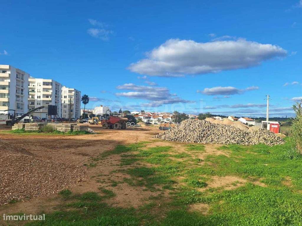 Lote com projetos aprovados para moradias isolada em Lagoa - Grande imagem: 4/11