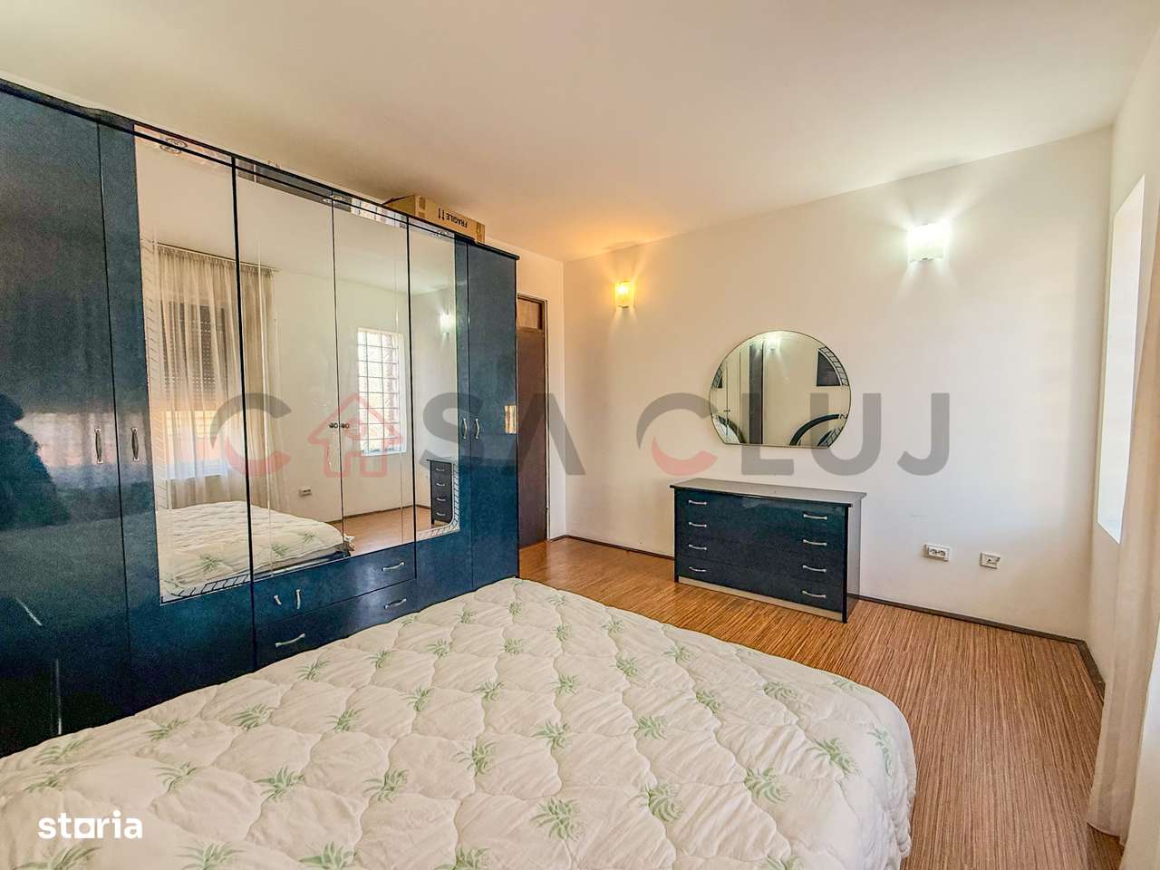 Penthouse cu terasă panoramică de 60 mp, Europa - Imagine principală: 4/8