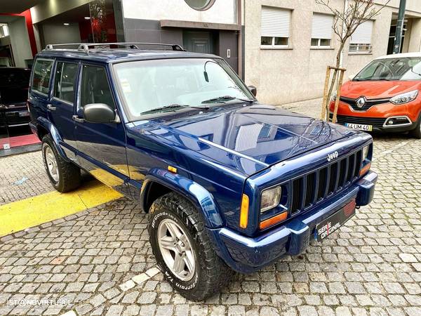 Jeep Cherokee 2.5 TD Classic - 4