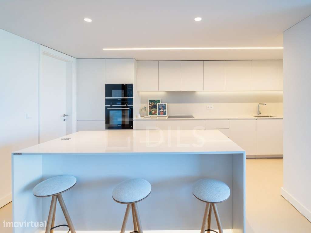 Penthouse T4 em Vila Nova de Gaia na Quinta Marques Gomes-49