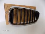 BMW 5 G30/G31 Nerka / Grill zderzaka lewa - 3829 - 6