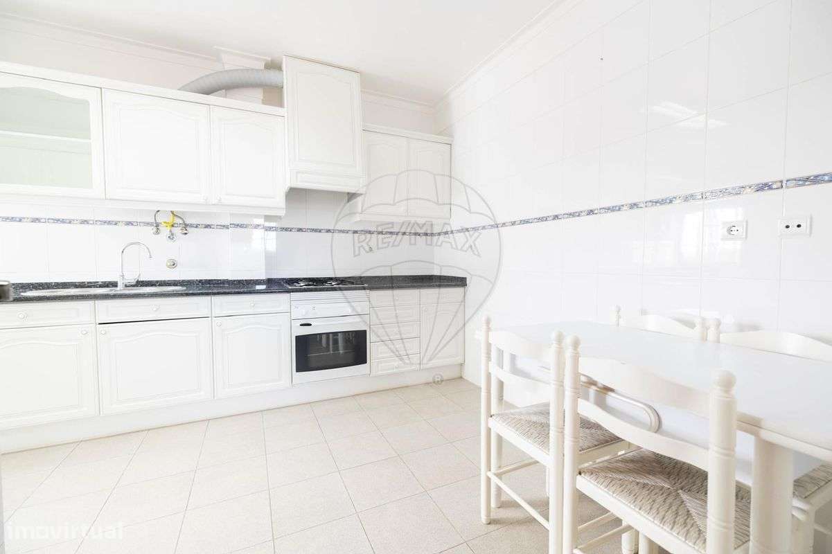 Apartamento T2 para arrendamento - Grande imagem: 5/17